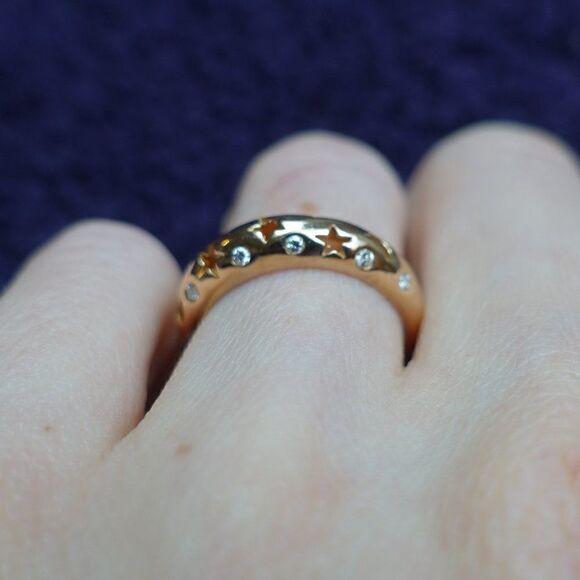 18K rose gold gypsy dome band with diamonds, moon and star cutouts - Picture 2 of 4
